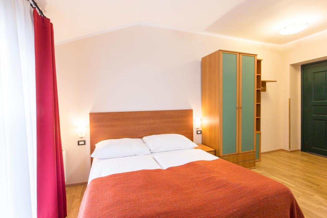 Duskova Apartments Prag Eksteriør billede