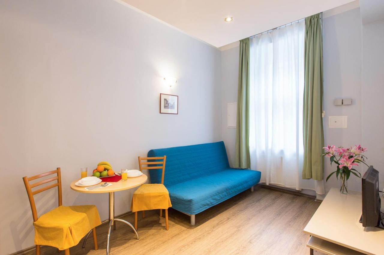 Duskova Apartments Prag Eksteriør billede
